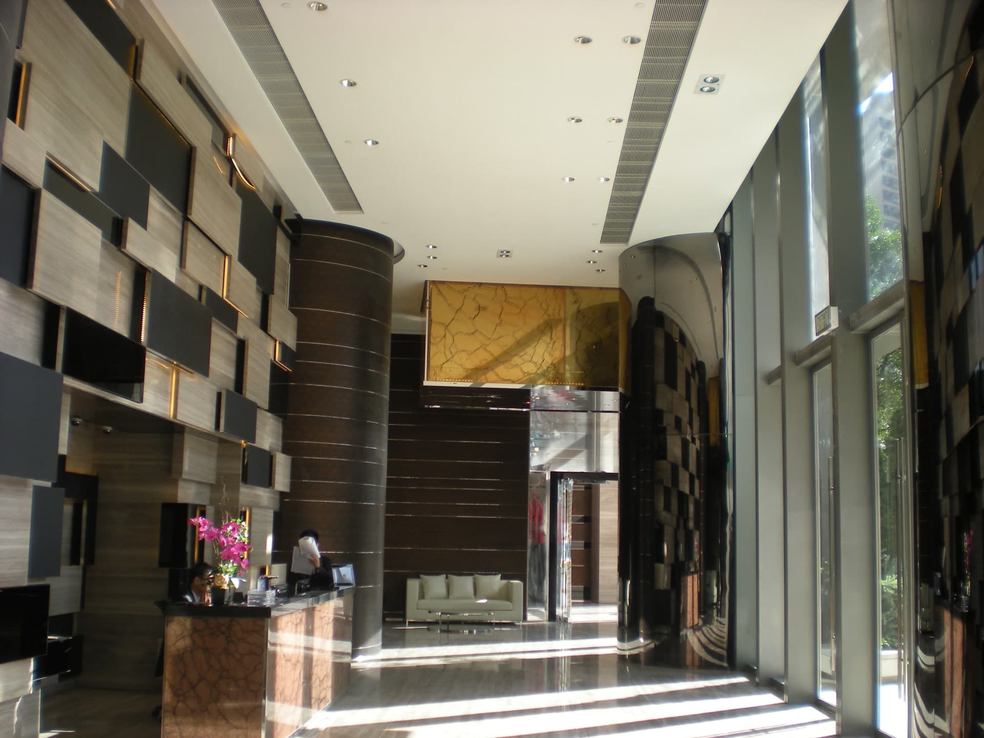 hillParamount-banner