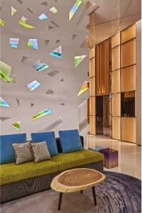 photo2-HolidayInnExpressCBD2